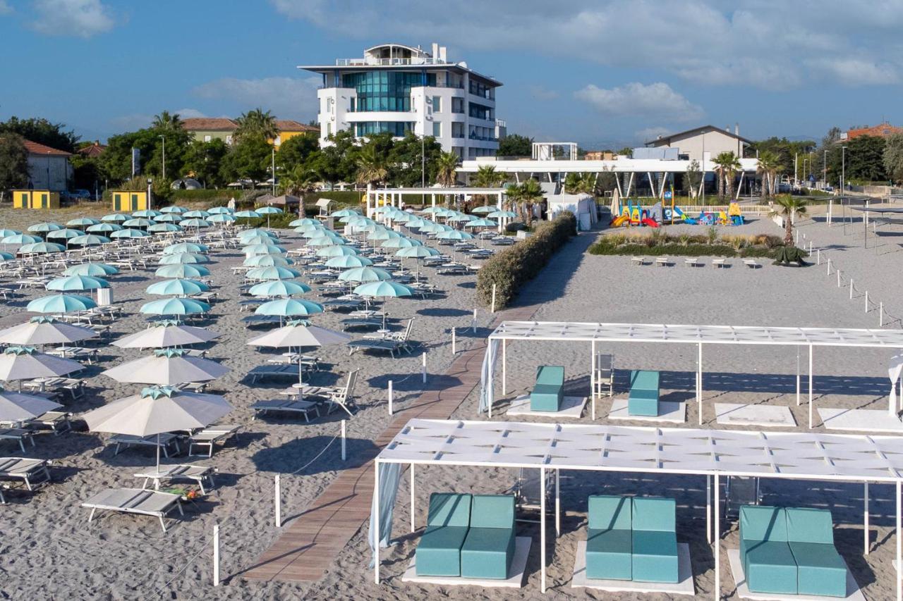 Blu Suite Resort Беллария-Иджеа-Марина Экстерьер фото