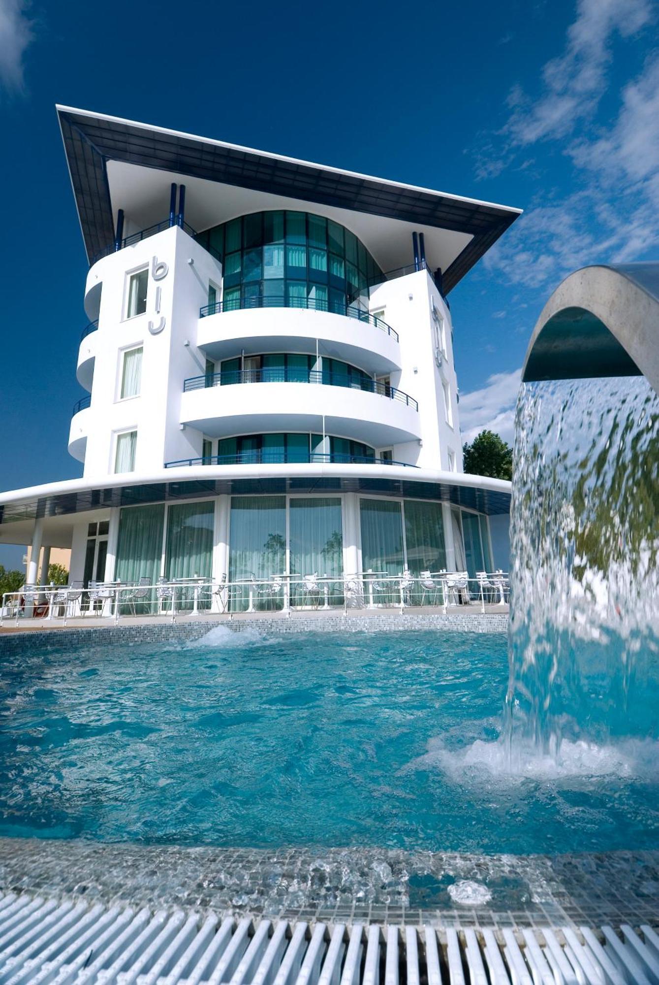 Blu Suite Resort Беллария-Иджеа-Марина Экстерьер фото